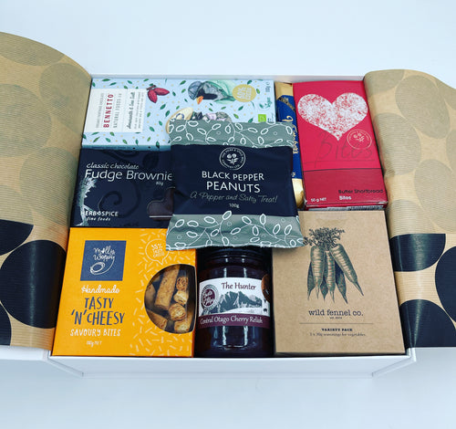 Nibbles Gift Hamper